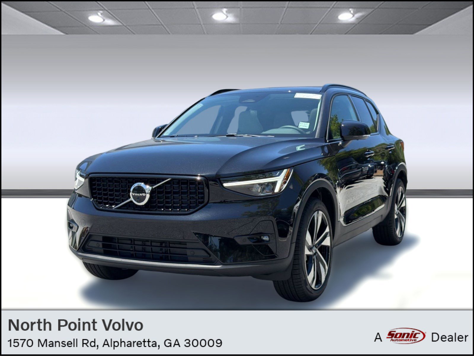 New 2026 Volvo XC40 B4 Plus w/ Climate Package