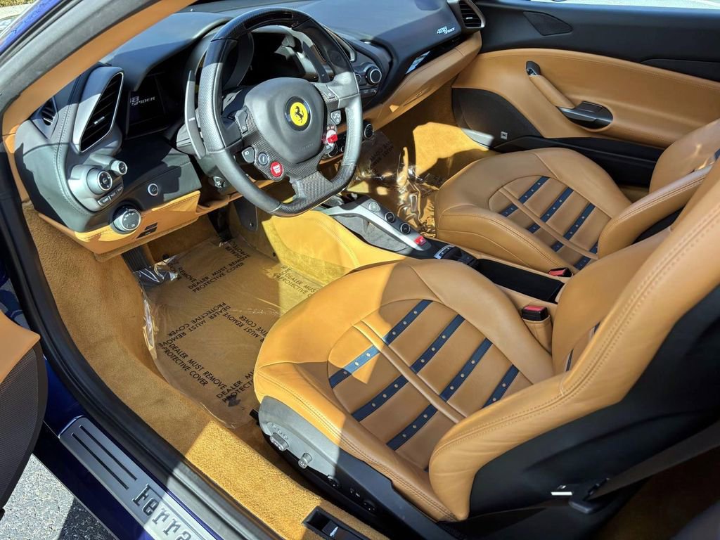 Used 2017 Ferrari 488 Spider image 29