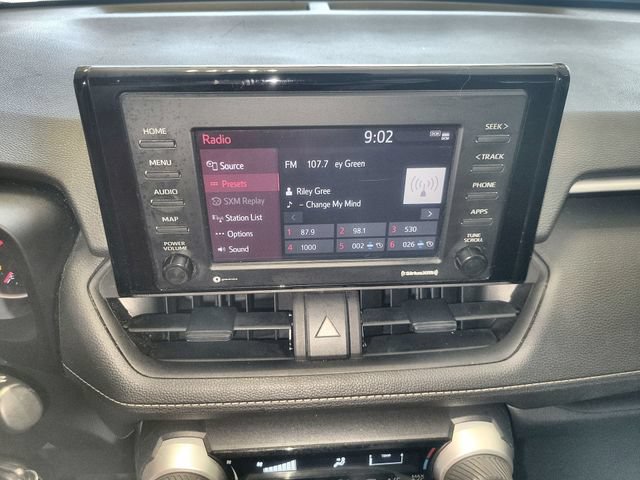 Used 2022 Toyota RAV4 LE FWD image 16