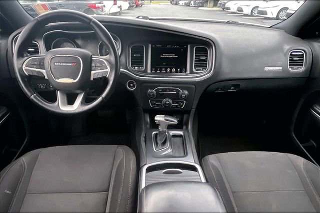 Used 2015 Dodge Charger SXT RWD image 15