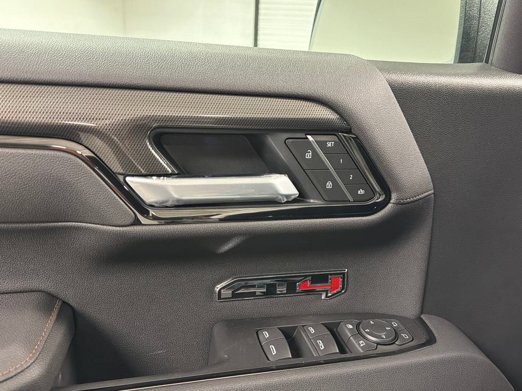 New 2026 GMC Sierra 1500 AT4 w/ AT4 Premium Package AWD/4WD image 22