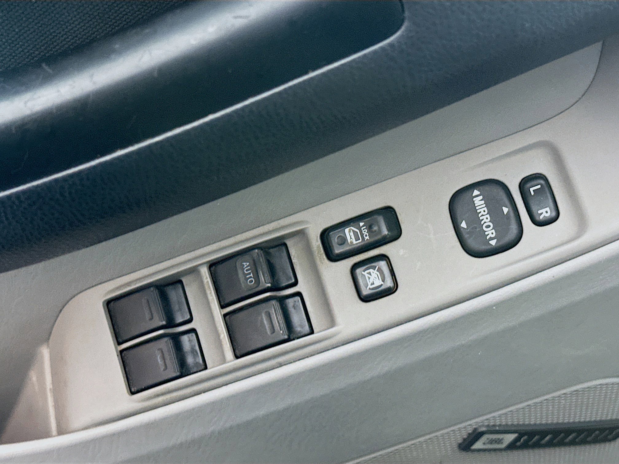 Used 2008 Toyota 4Runner SR5 image 15