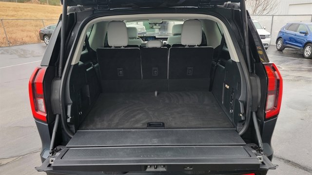 Used 2025 Ford Expedition Max Platinum image 70