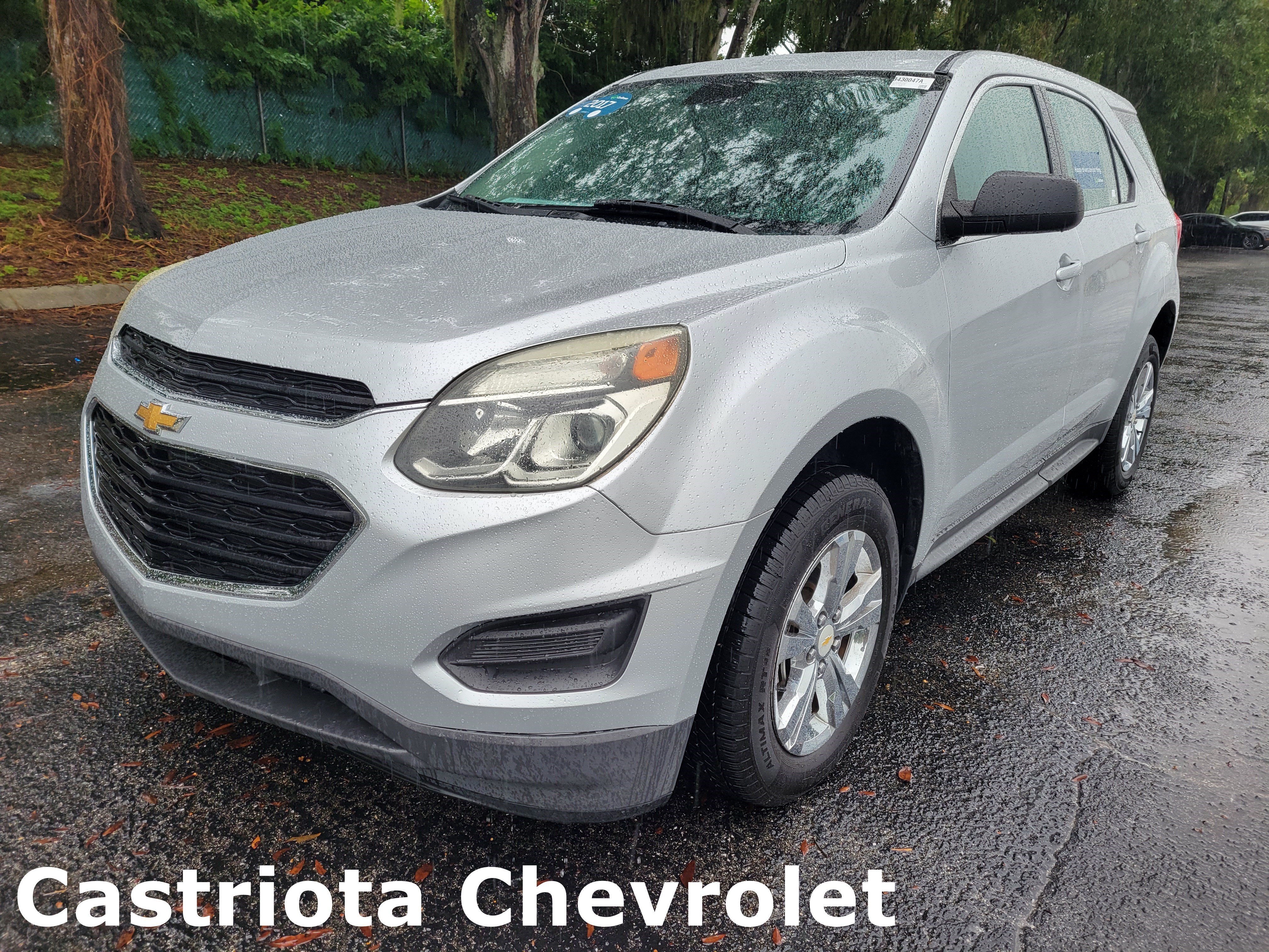 Certified 2017 Chevrolet Equinox LS FWD image 1