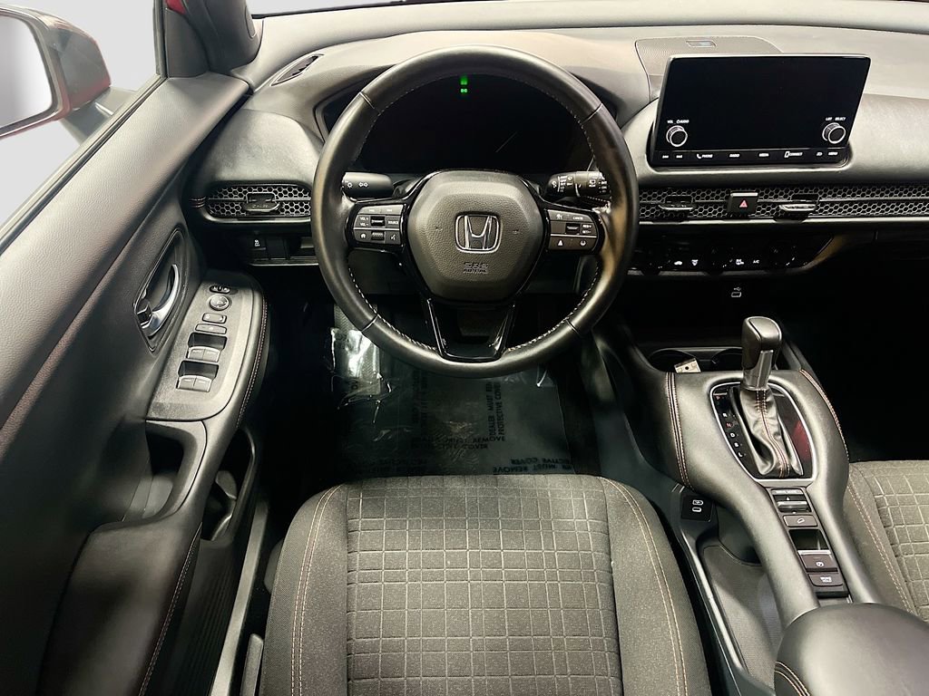 Used 2025 Honda HR-V Sport image 21