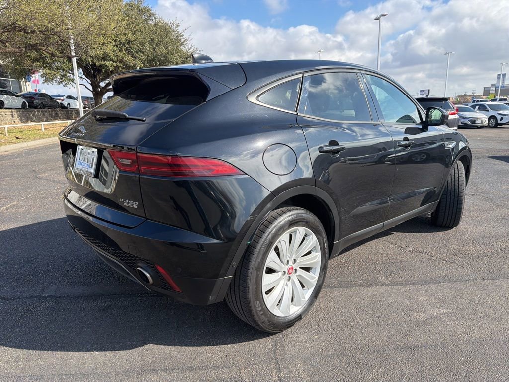 Used 2018 Jaguar E-PACE SE image 3