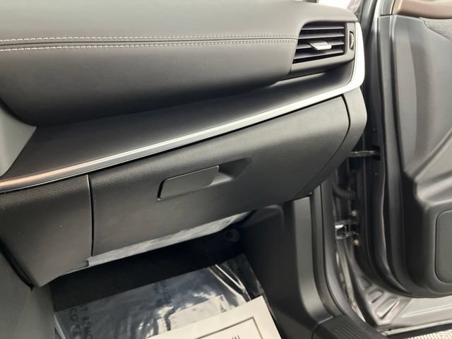 Used 2021 Nissan Rogue S FWD image 36
