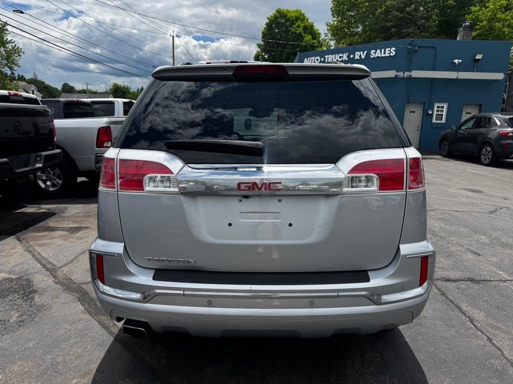 Used 2017 GMC Terrain Denali FWD image 5