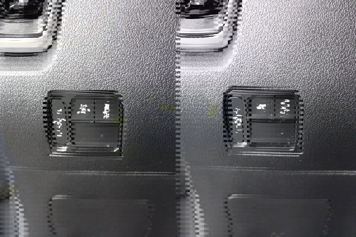 Used 2021 Kia Sorento S w/ Panoramic Sunroof Package image 14