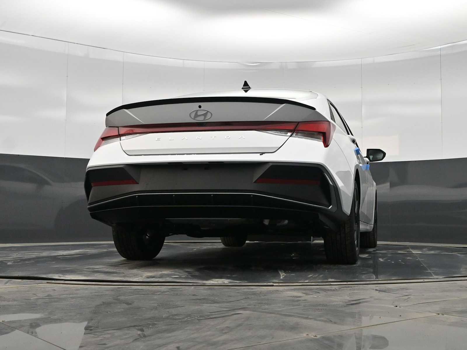 New 2026 Hyundai Elantra Sport image 34