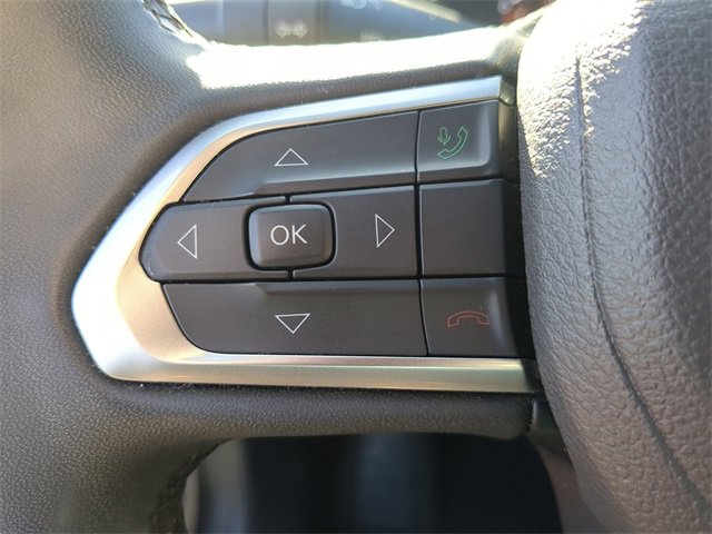 Used 2024 Jeep Compass Latitude image 29