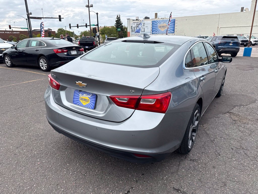 Used 2024 Chevrolet Malibu LT FWD image 12