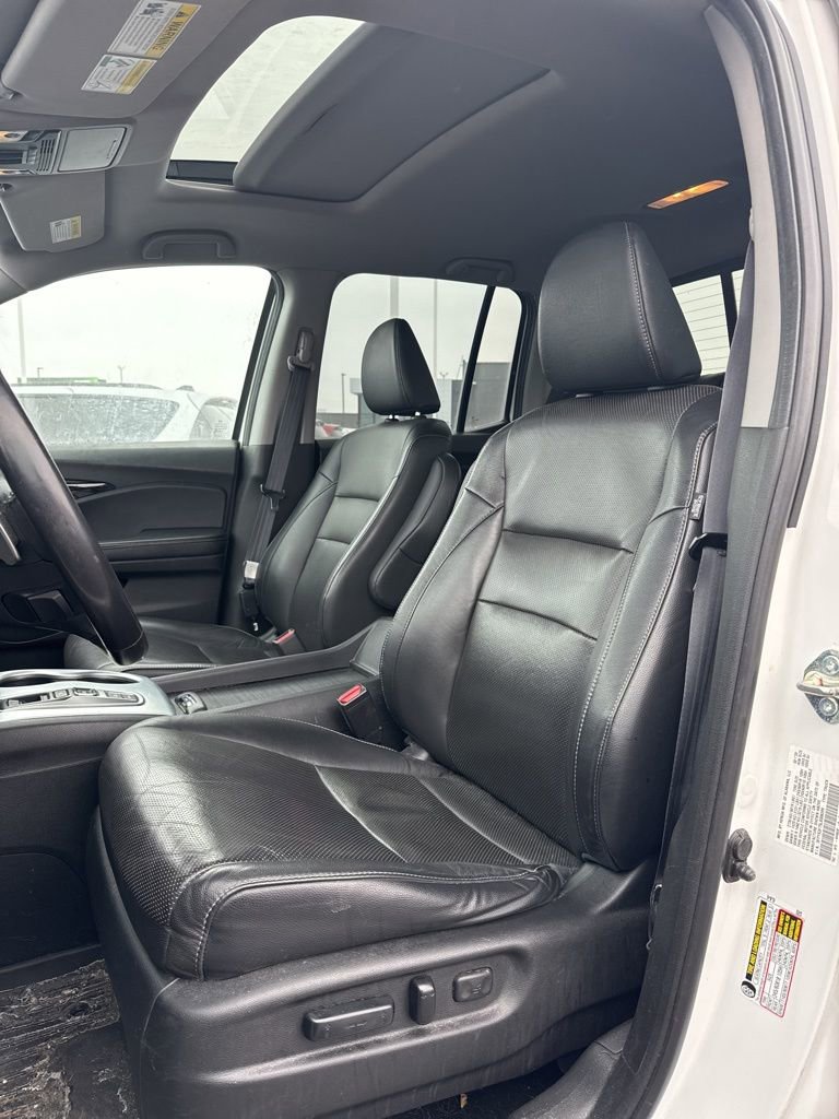 Used 2020 Honda Ridgeline RTL-E image 12