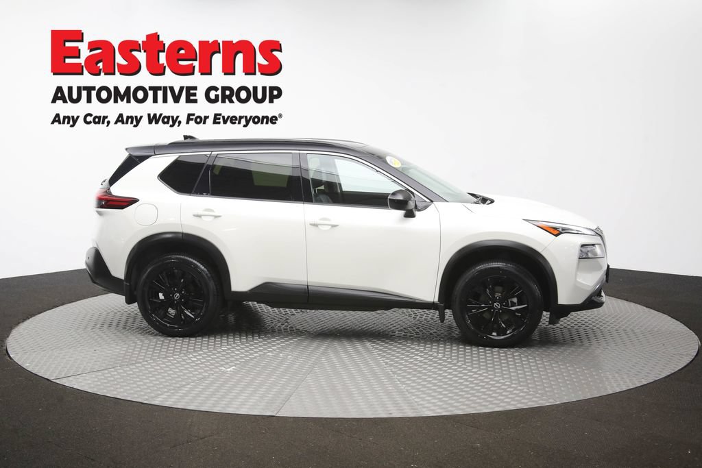 Used 2023 Nissan Rogue SV w/ SV Premium B Package AWD/4WD image 92