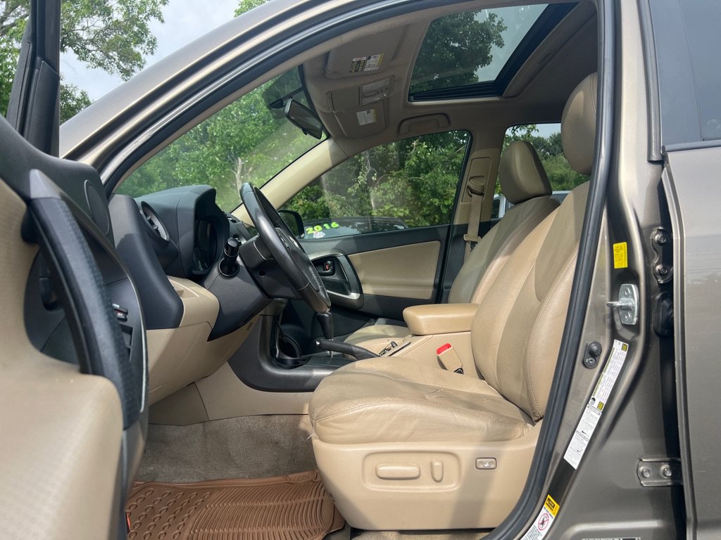 Used 2010 Toyota RAV4 Limited AWD/4WD image 14