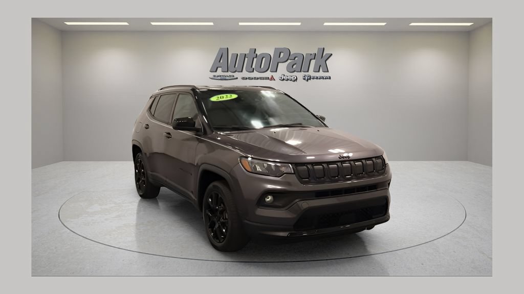Certified 2022 Jeep Compass Latitude AWD/4WD image 1