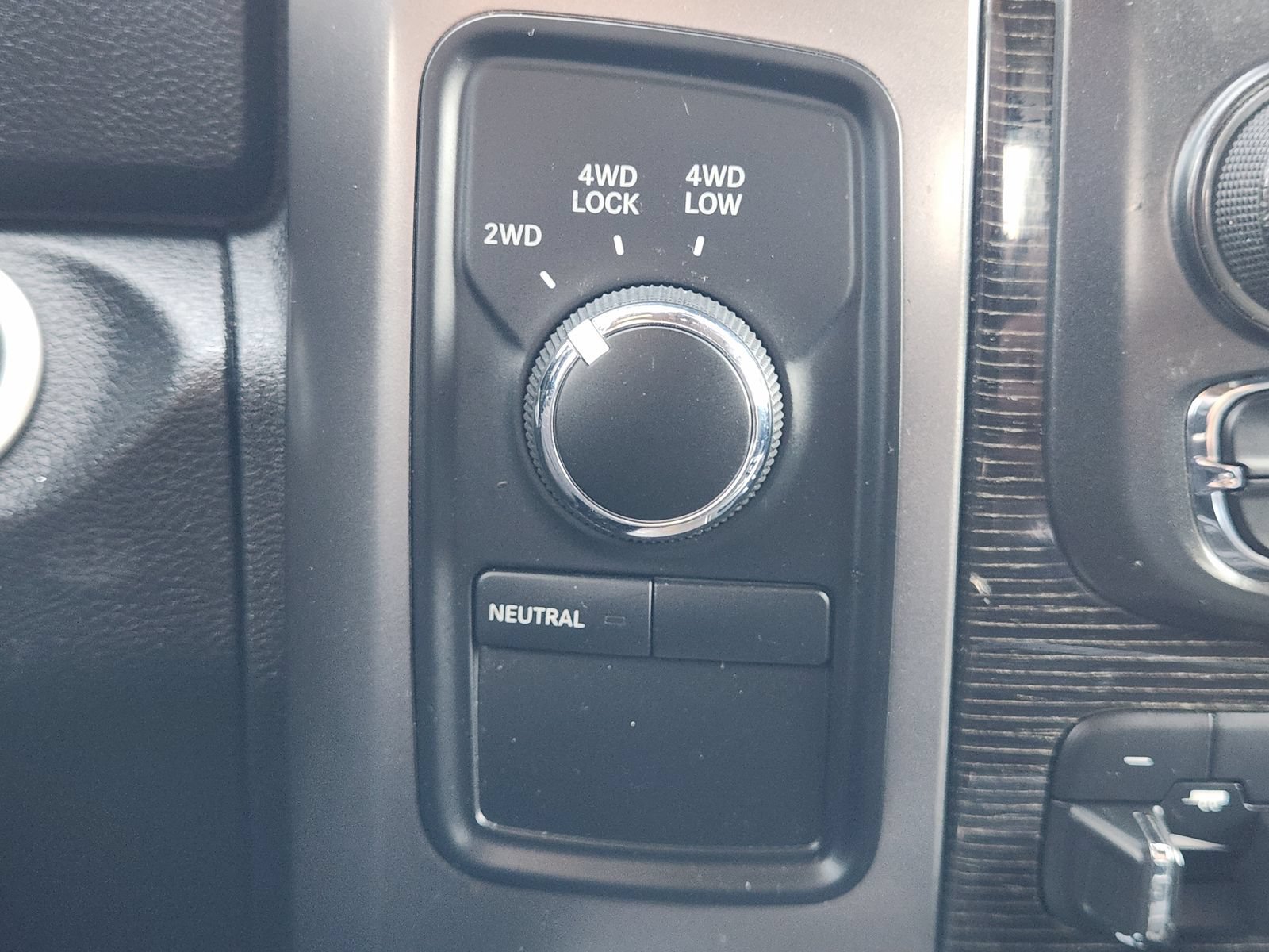 Used 2017 RAM 3500 Laramie Longhorn AWD/4WD image 21