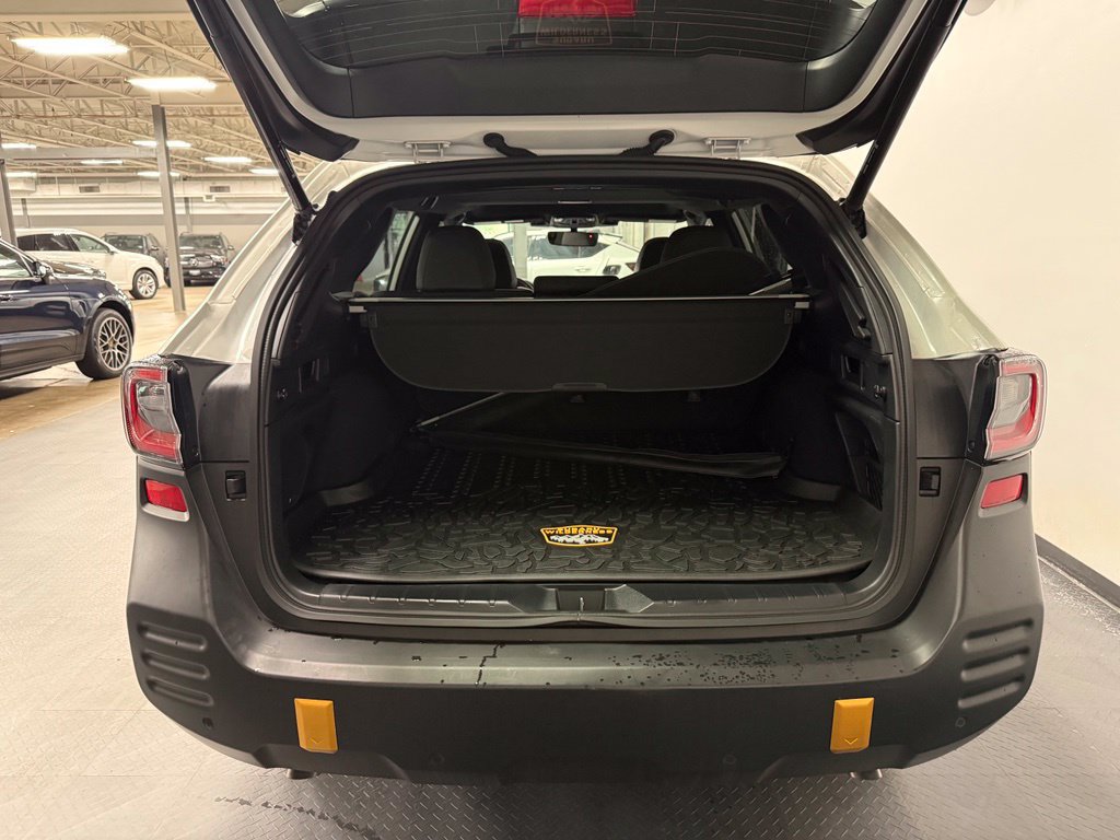 Used 2025 Subaru Outback Wilderness AWD/4WD image 15
