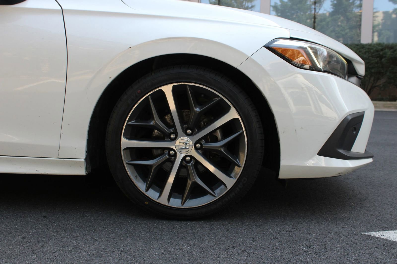 Used 2022 Honda Civic Touring image 4