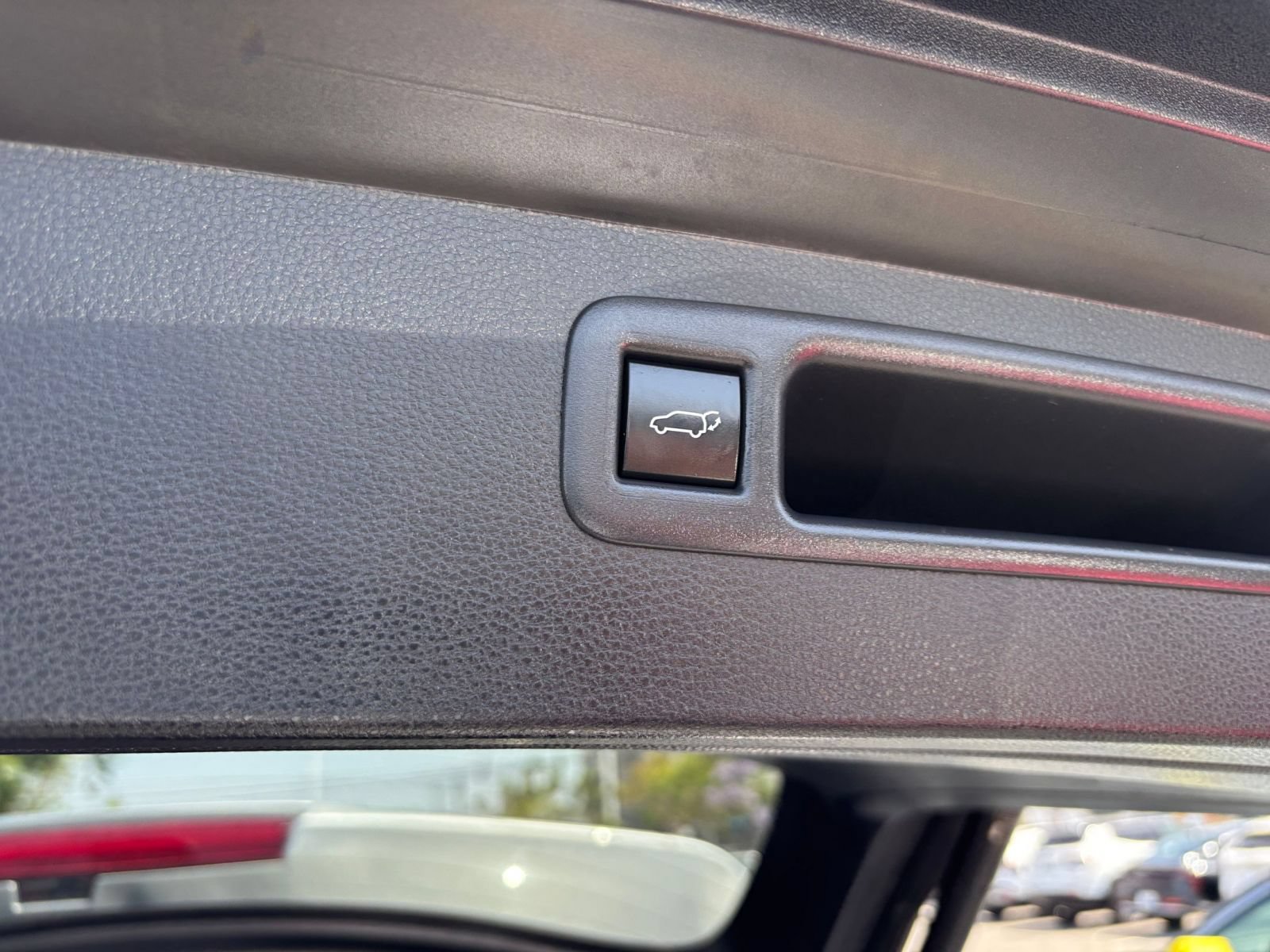 Used 2025 Toyota Highlander XSE AWD/4WD image 22