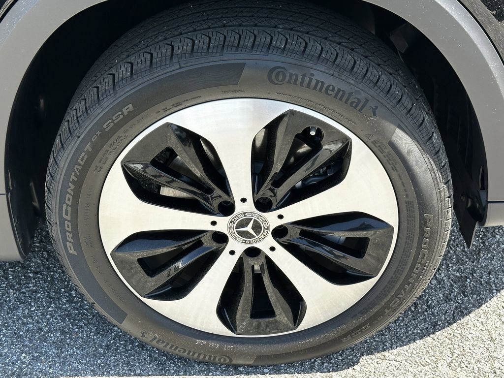 Certified 2025 Mercedes-Benz GLB 250 4MATIC image 13