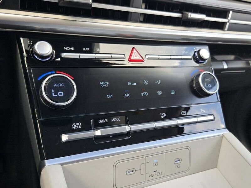 New 2027 Hyundai Santa Fe SE FWD image 8