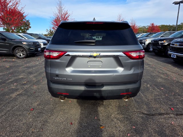Used 2020 Chevrolet Traverse LS AWD/4WD image 3