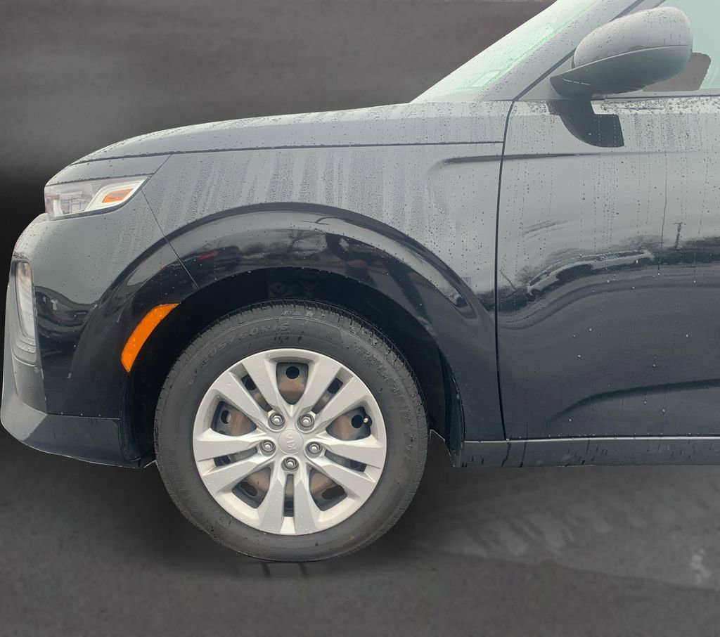 Used 2021 Kia Soul LX image 12