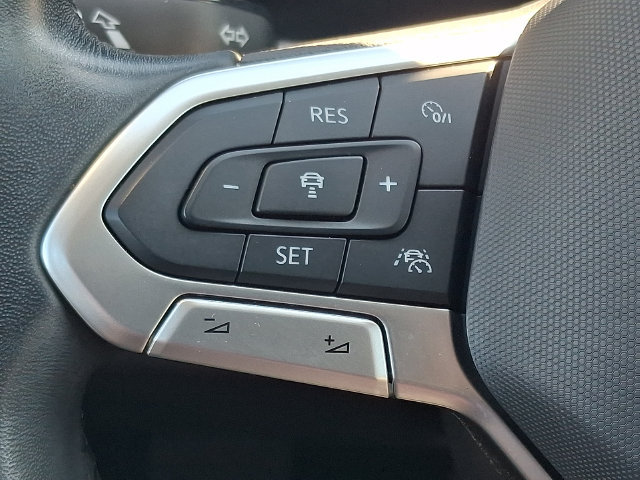 Used 2024 Volkswagen Jetta SEL FWD image 21