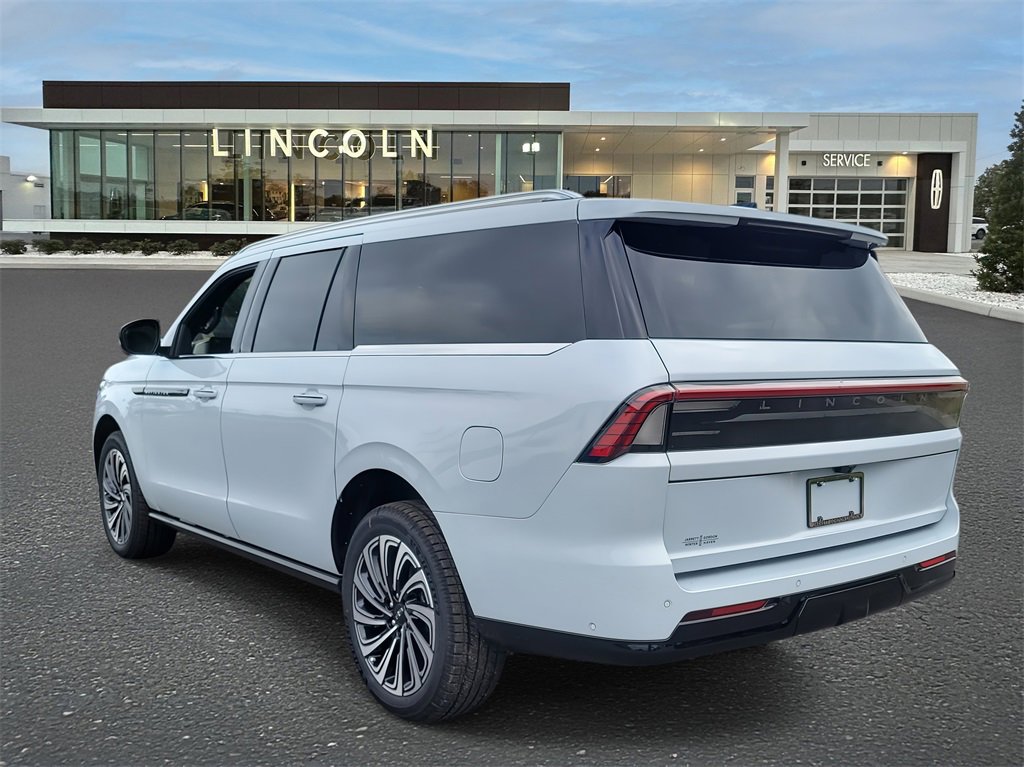 New 2025 Lincoln Navigator L Black Label image 3