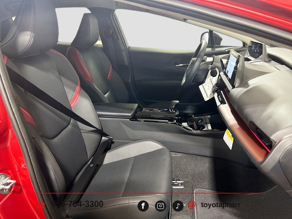 New 2026 Toyota Prius Plug-In Hybrid FWD image 25