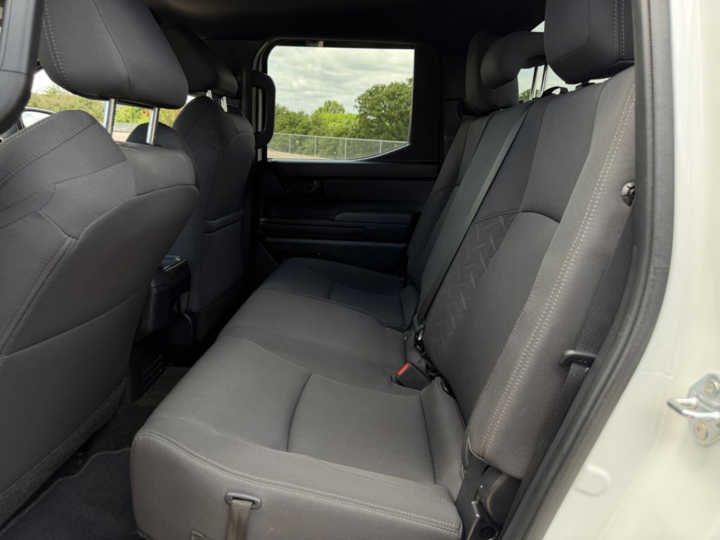 Used 2024 Toyota Tacoma SR5 AWD/4WD image 28