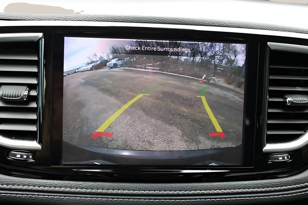 Used 2023 Chrysler Pacifica Limited image 24