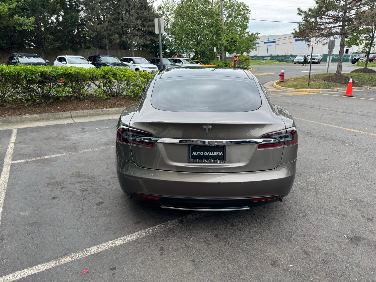 Used 2015 Tesla Model S 85D AWD/4WD image 6
