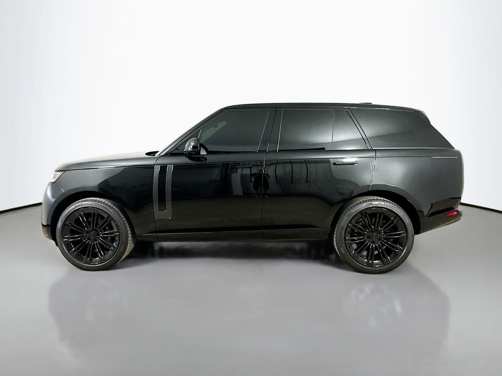 New 2026 Land Rover Range Rover SE AWD/4WD image 8