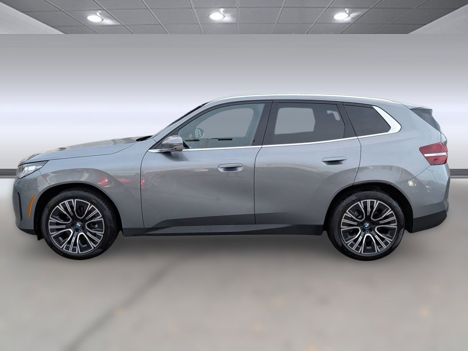 Used 2025 BMW X3 xDrive30i w/ Premium Package image 2