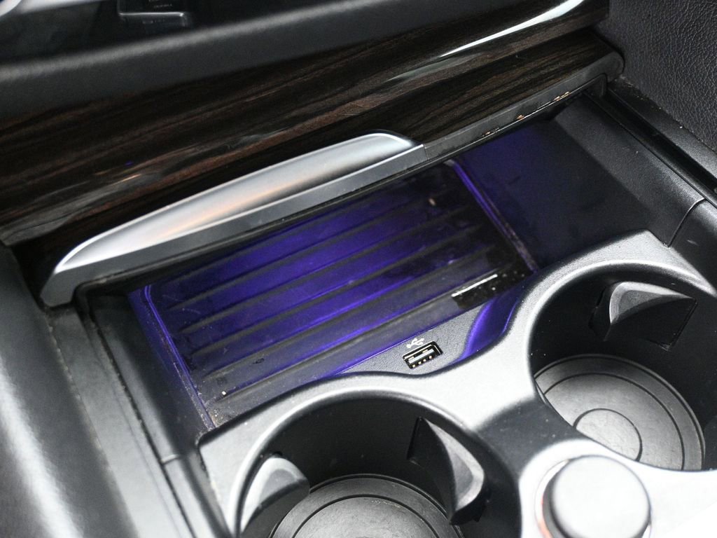 Used 2019 BMW 530e 530e iPerformance w/ Convenience Package image 18