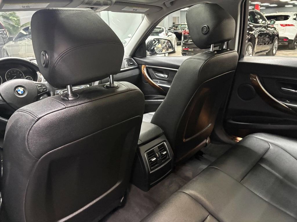 Used 2016 BMW 320i xDrive Sedan image 37