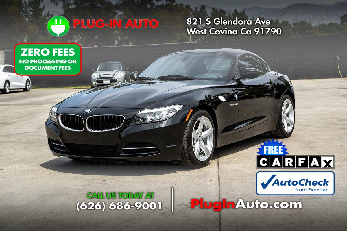 Used 2011 BMW Z4 sDrive30i RWD image 2