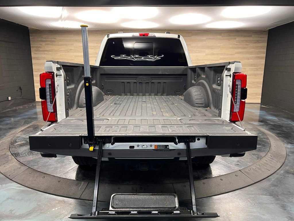 Used 2023 Ford F250 Platinum AWD/4WD image 26