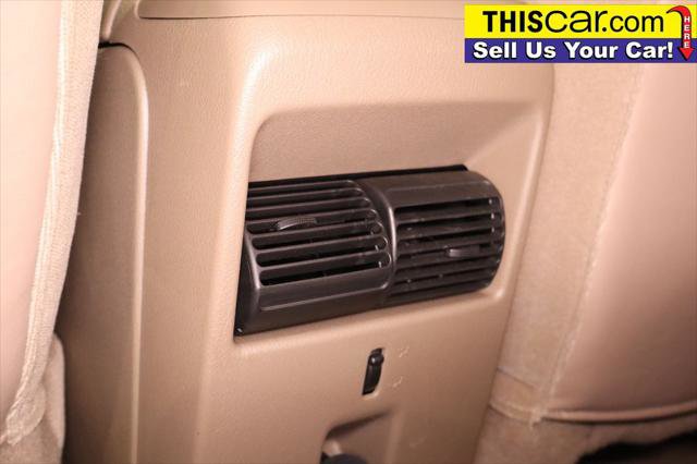 Used 2005 Ford Explorer XLT RWD image 24