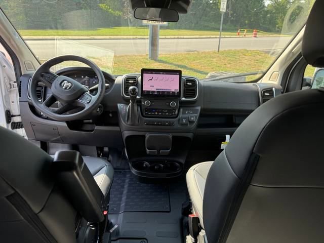New 2025 RAM ProMaster 3500 w/ Quick Order Package 22G SLT image 24