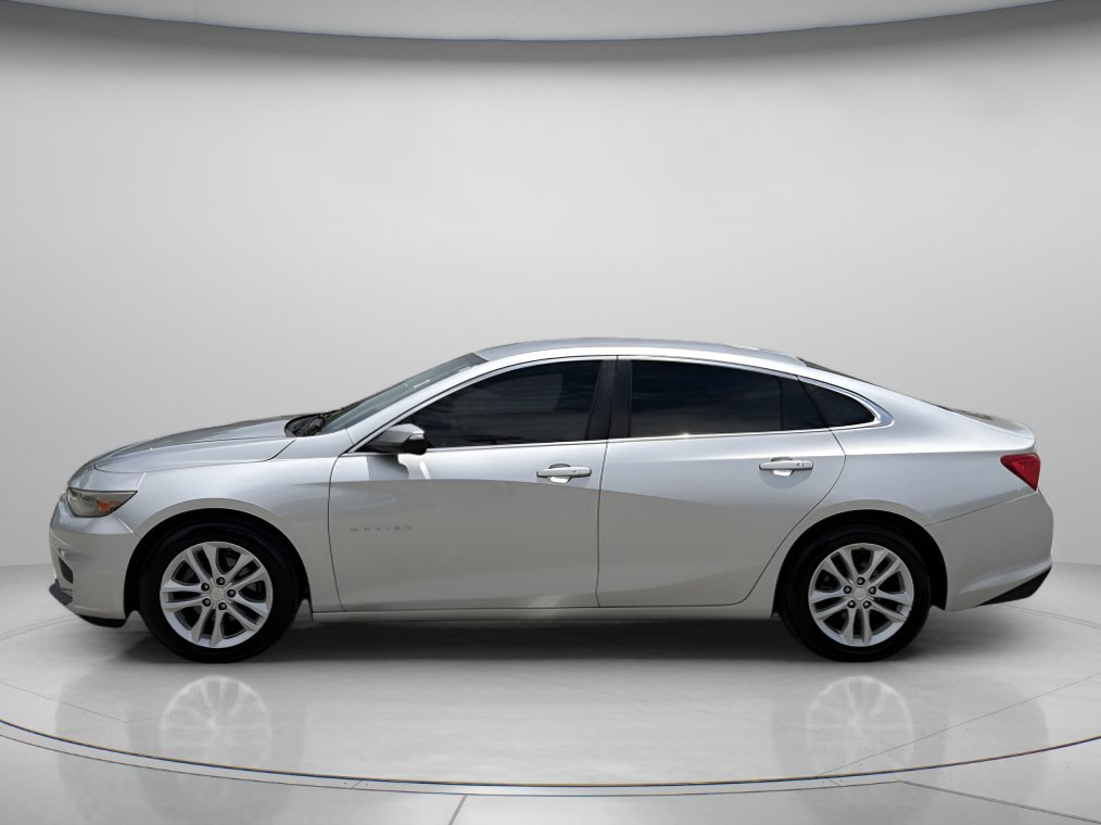 Used 2017 Chevrolet Malibu LT FWD image 5