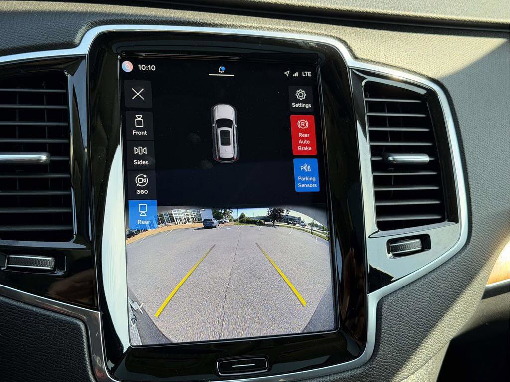 Used 2023 Volvo XC90 B5 Plus w/ Protection Package Premier AWD/4WD image 4