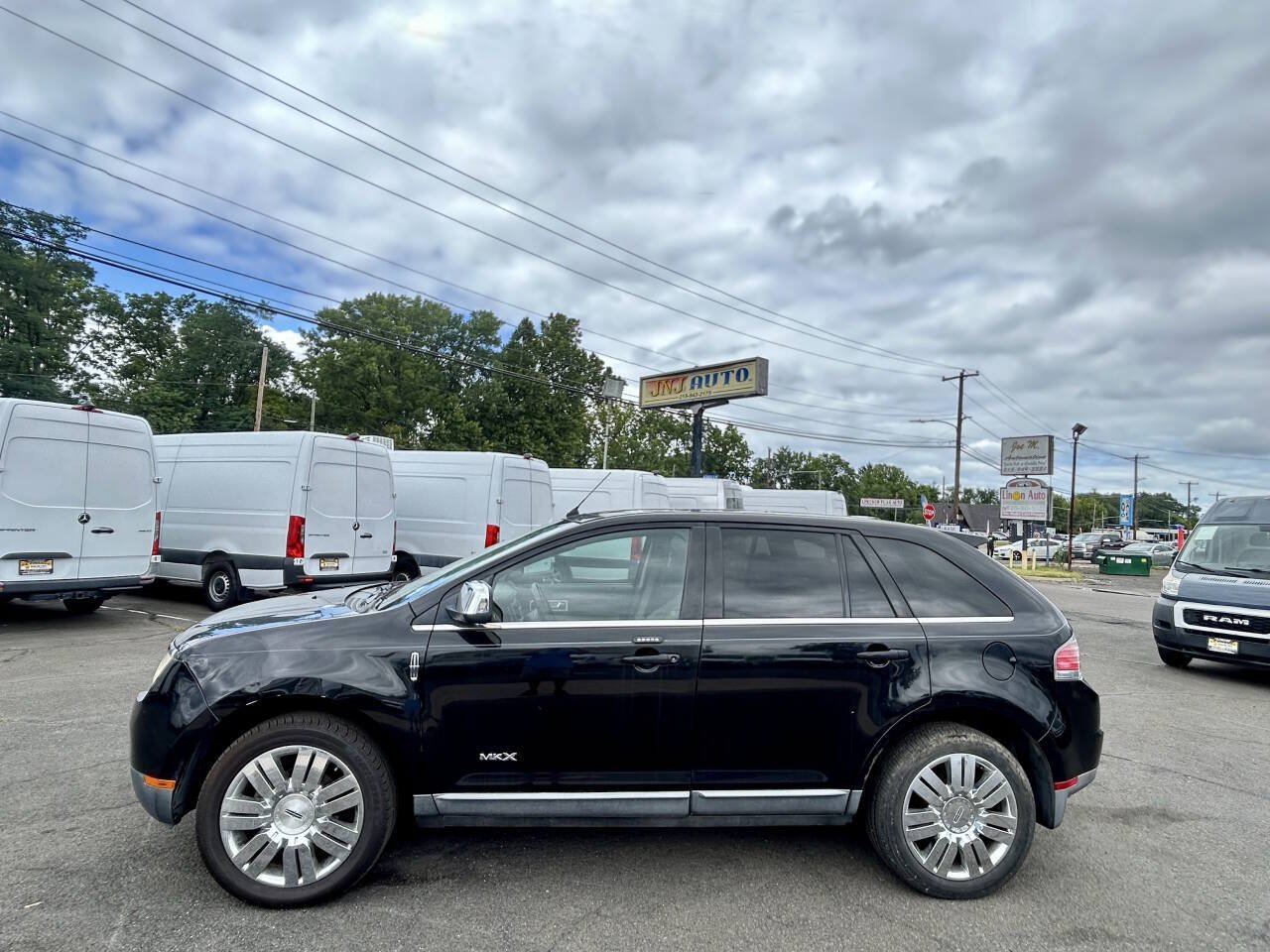 Used 2008 Lincoln MKX AWD image 2