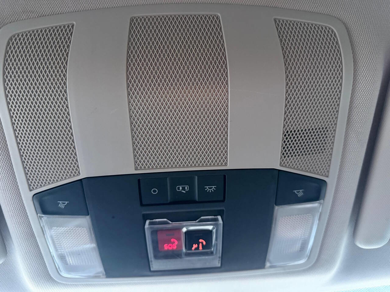 Used 2018 Mitsubishi Eclipse Cross SEL image 33