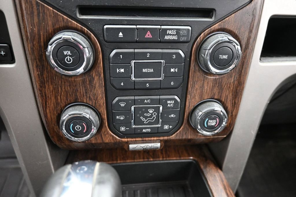Used 2013 Ford F150 Lariat w/ Luxury Equipment Group AWD/4WD image 16