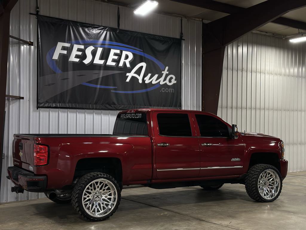 Used 2018 Chevrolet Silverado 2500 High Country w/ Duramax Plus Package image 29