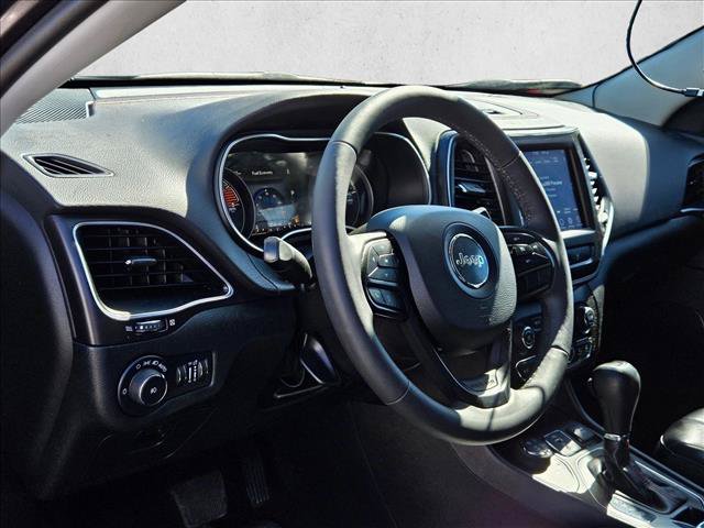 Used 2022 Jeep Cherokee Trailhawk AWD/4WD image 10