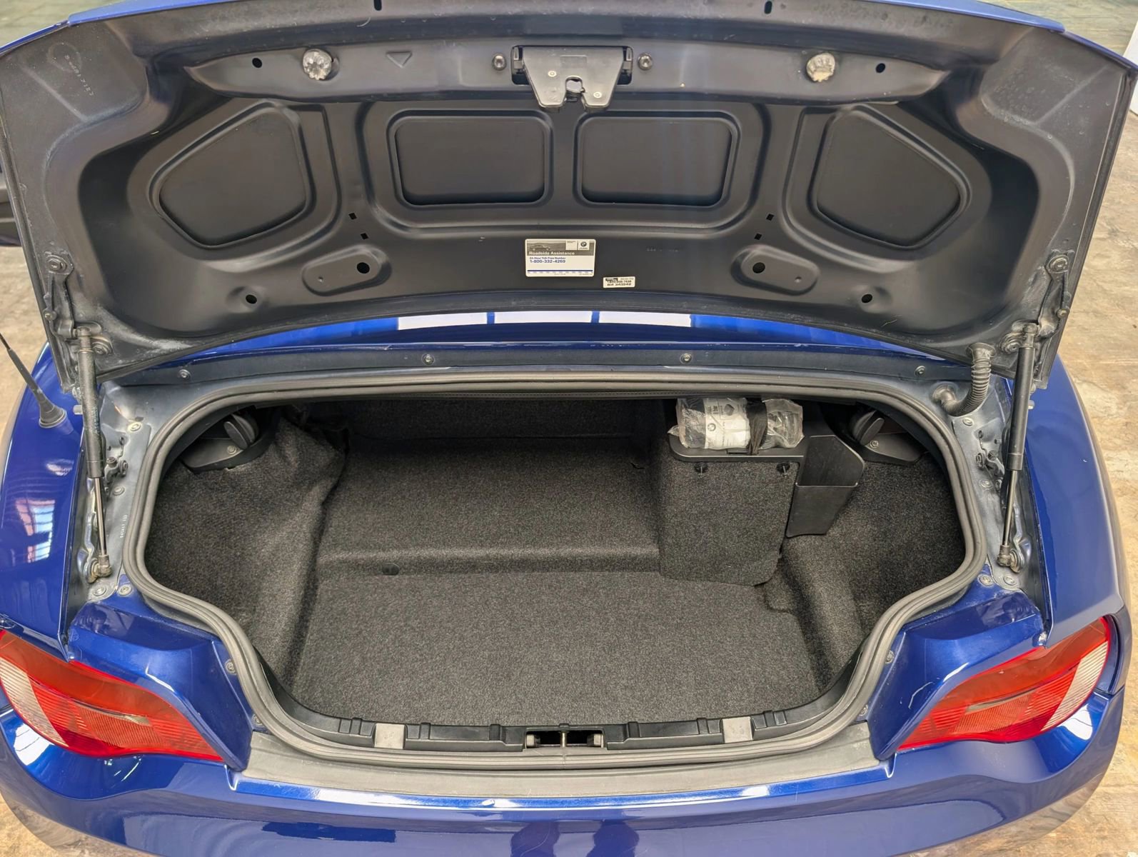 Used 2006 BMW M Roadster RWD image 24
